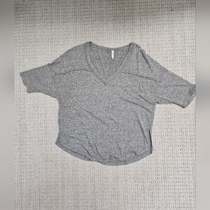 Z Supply Heather Grey Shirt